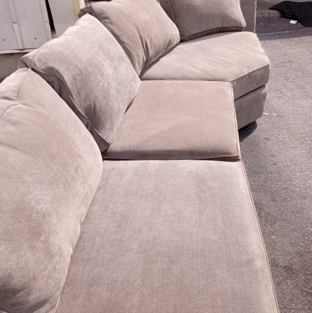 Sectional couch